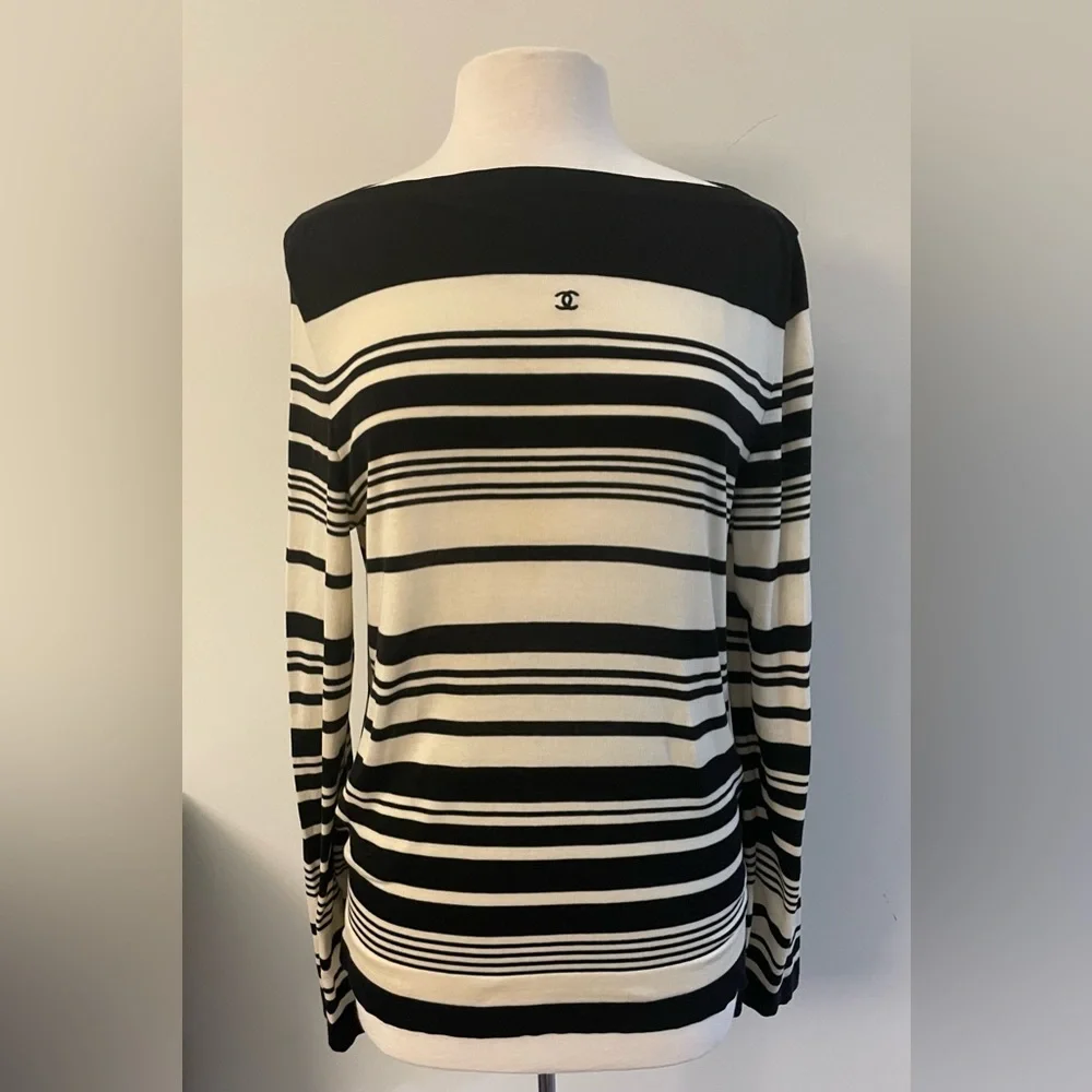 Chanel Classic VTG Black Ivory Stripe COTTON Sweater Size EU 44